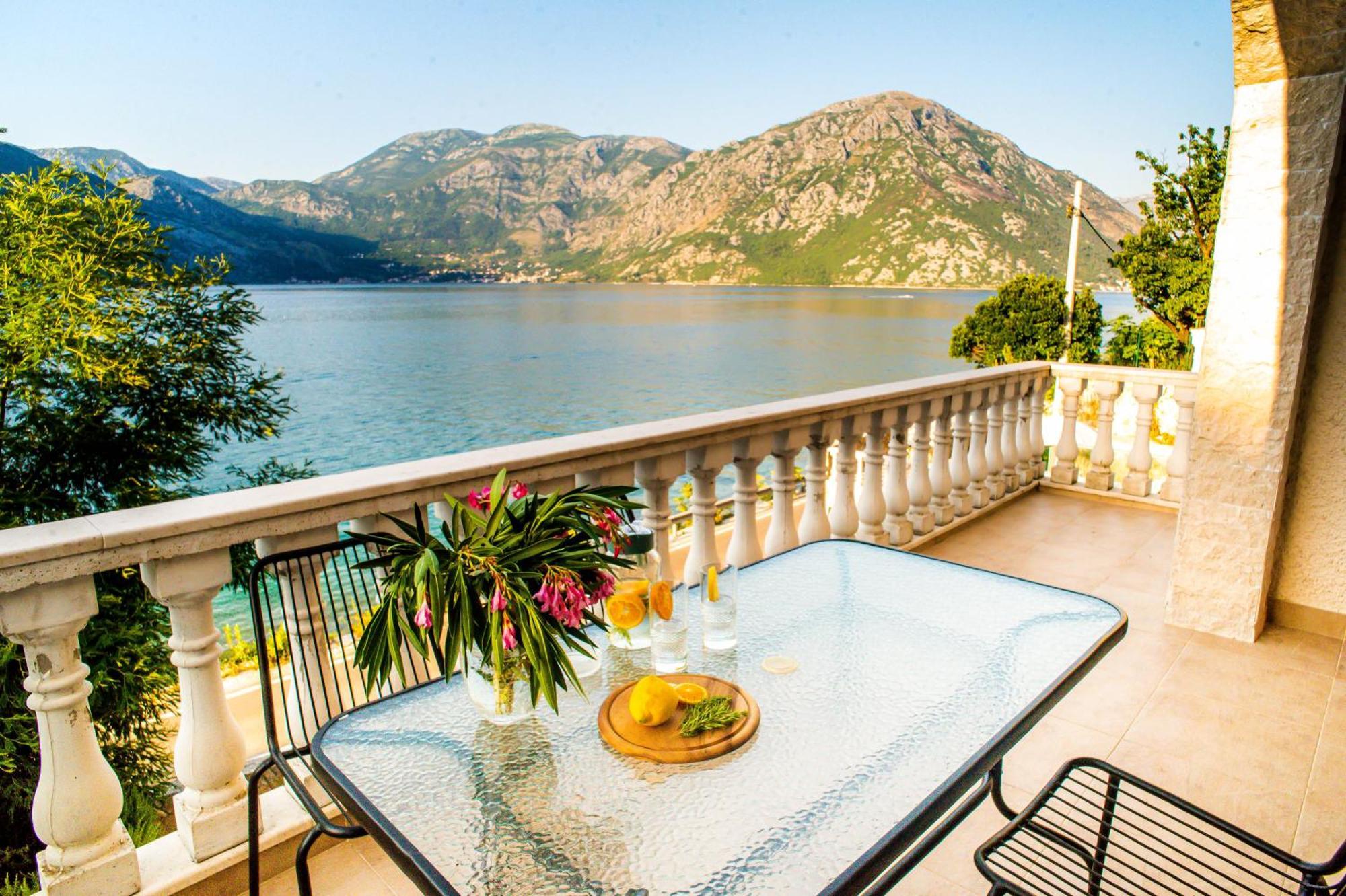 Villa Chantal Kotor Exterior photo