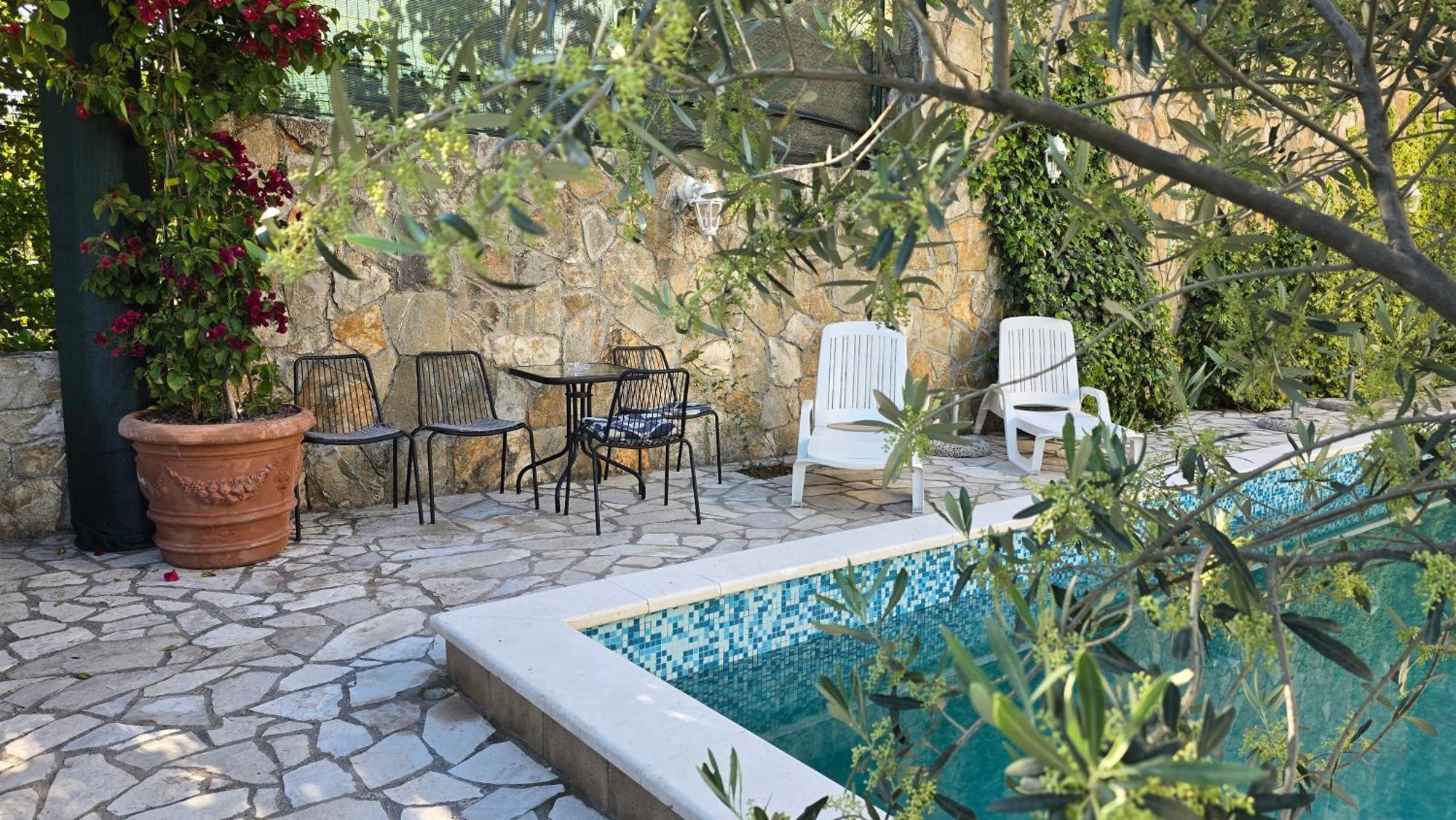 Villa Chantal Kotor Exterior photo